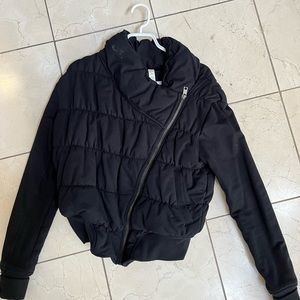 Lululemon asymmetrical bubble yoga jacket